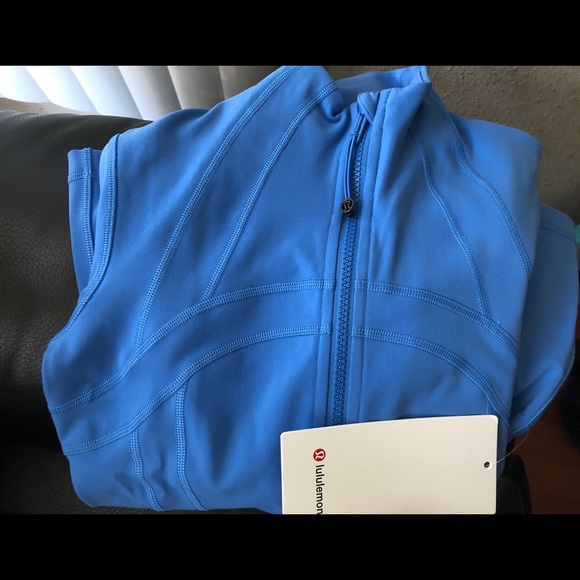lululemon athletica Jackets & Blazers - Lululemon Blue Nile Define Jacket Size 2 NWT!